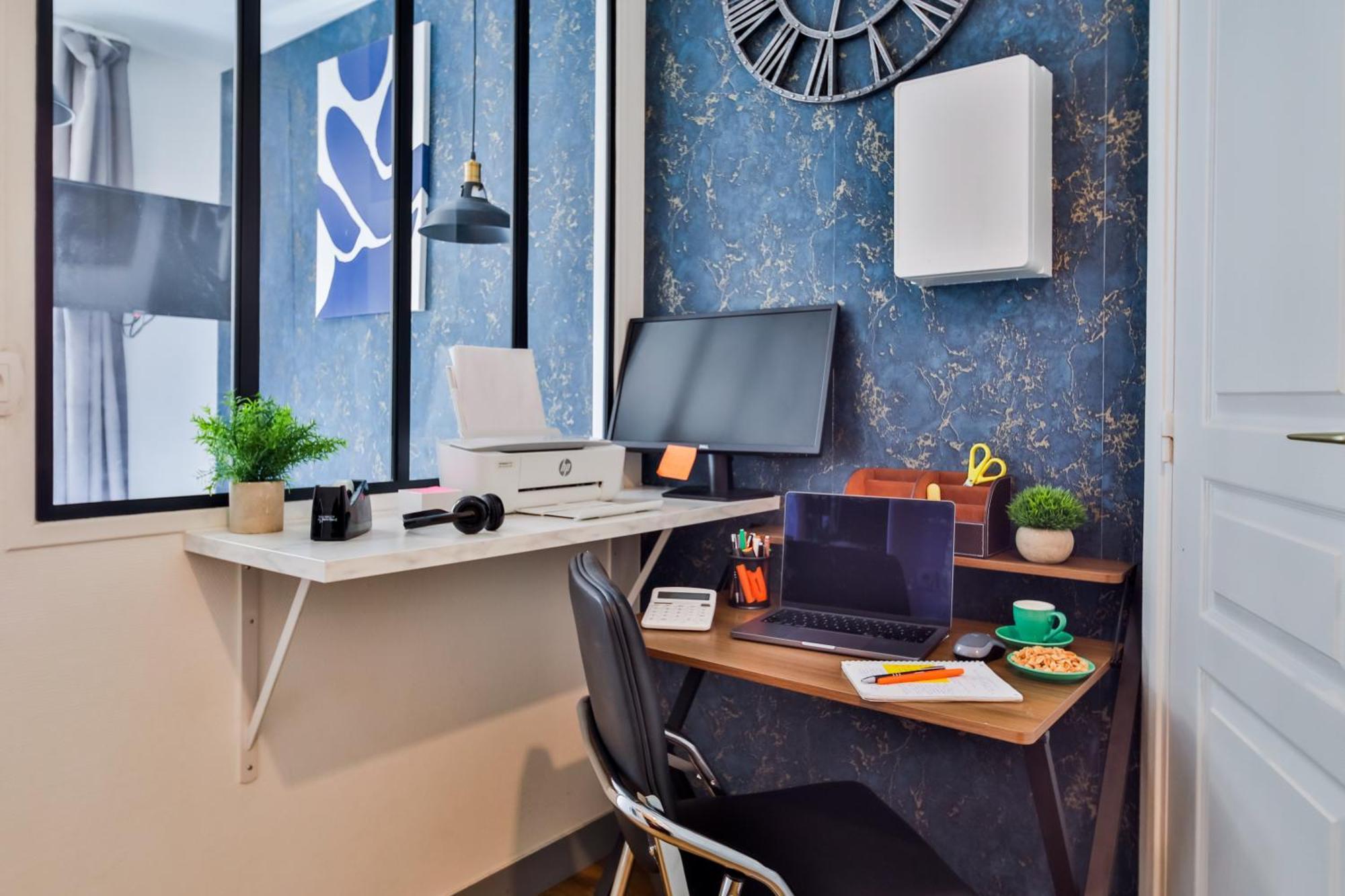Superior Studio