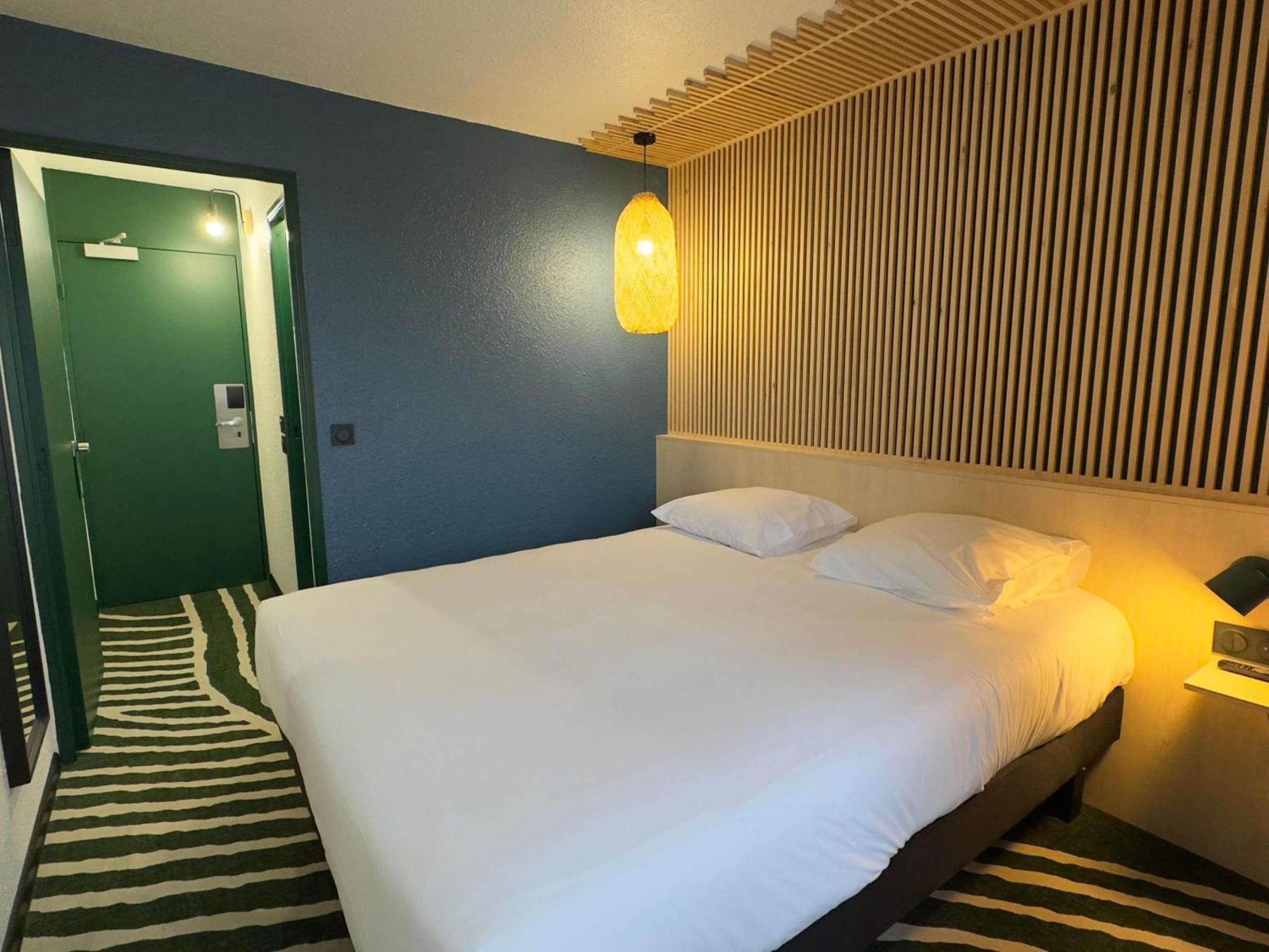 Standard Double Room,1771489899:JPEG