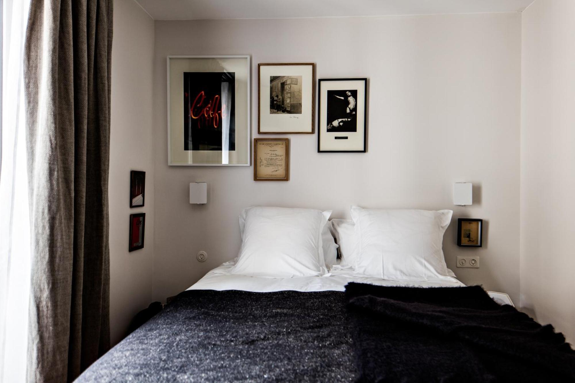 Standard Room "Pigalle 15"