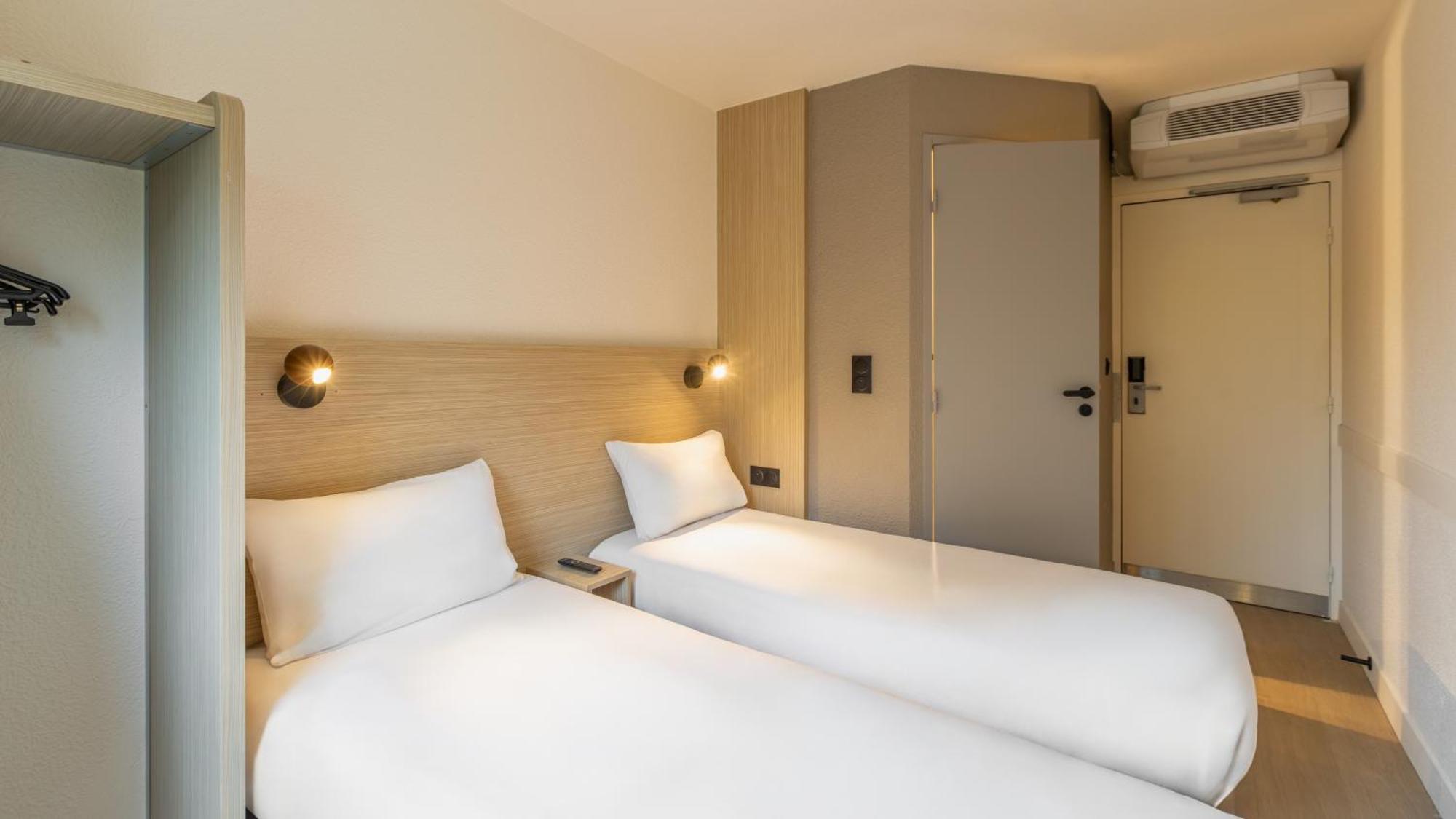 Standard Room - 2 Single Beds
