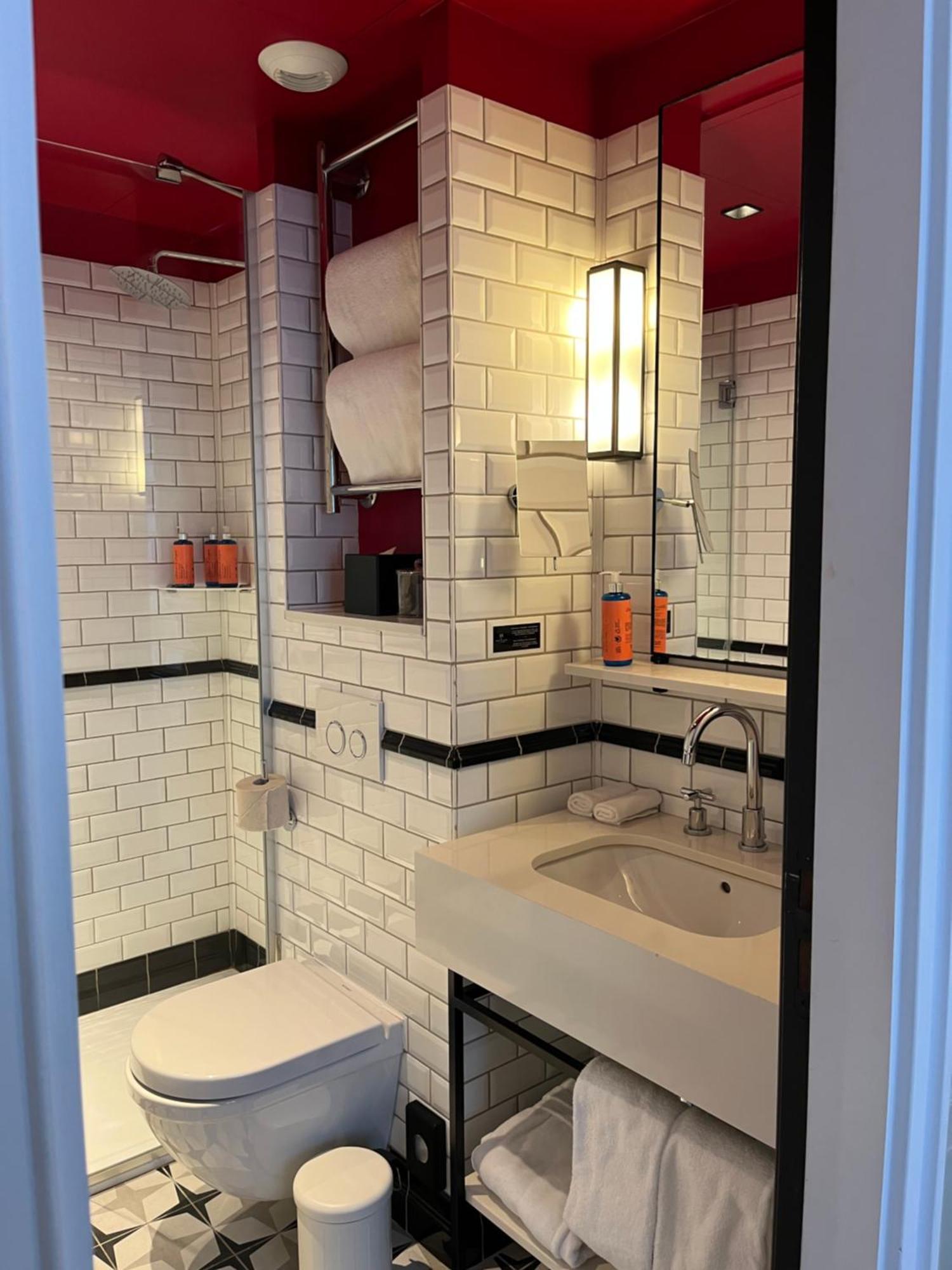 Deluxe Double Room,1717114392:JPEG