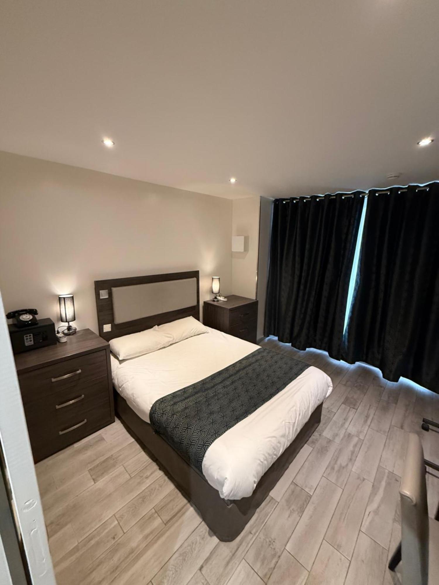 Double Room Disability Access,1722911041:JPEG