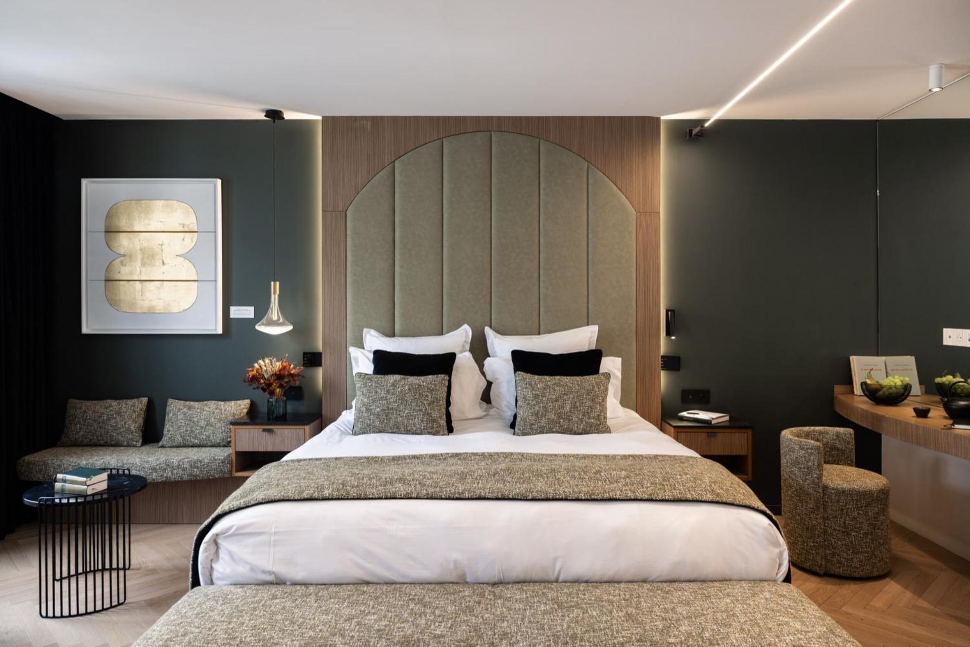 Deluxe Junior Suite,1733788322:JPEG