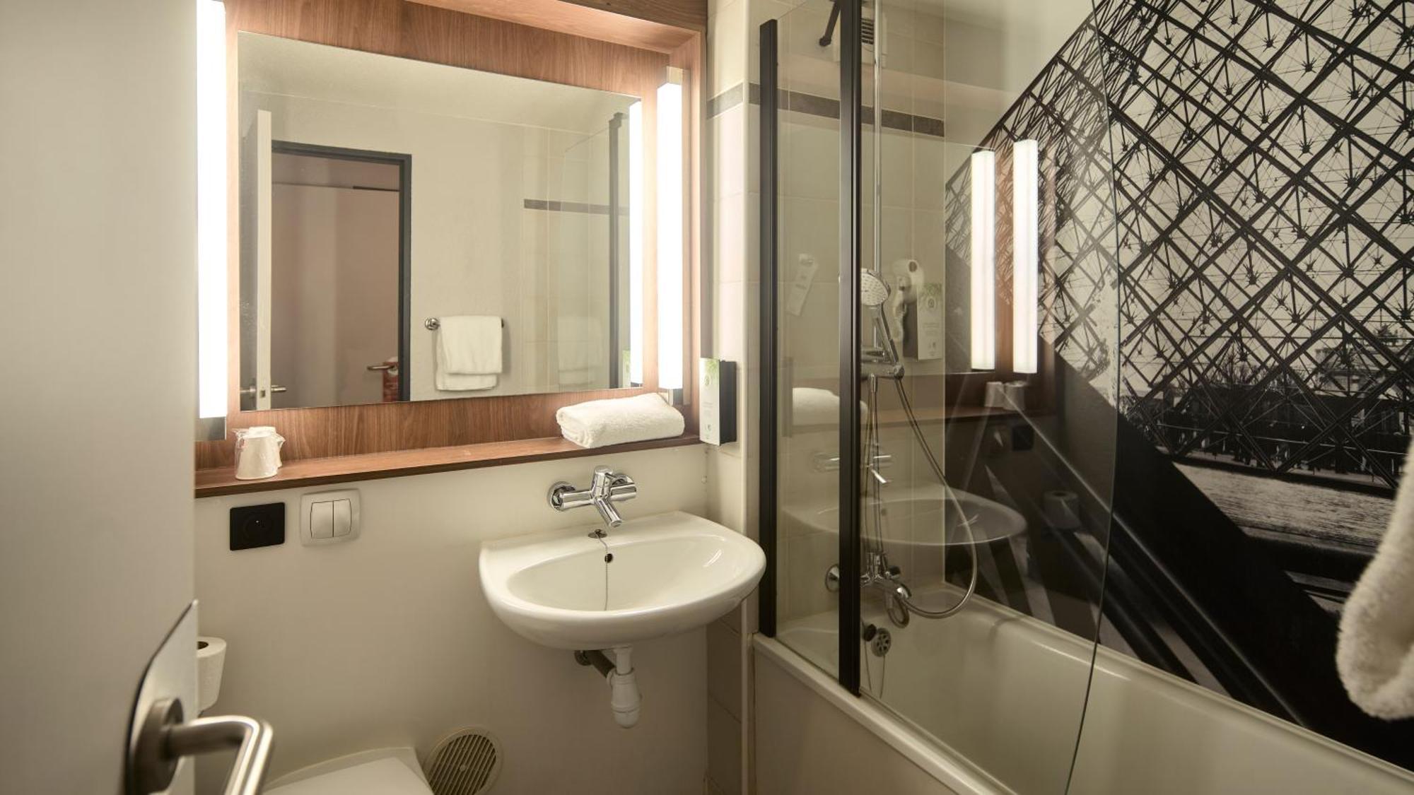 Standard Twin Room,1742577919:JPEG