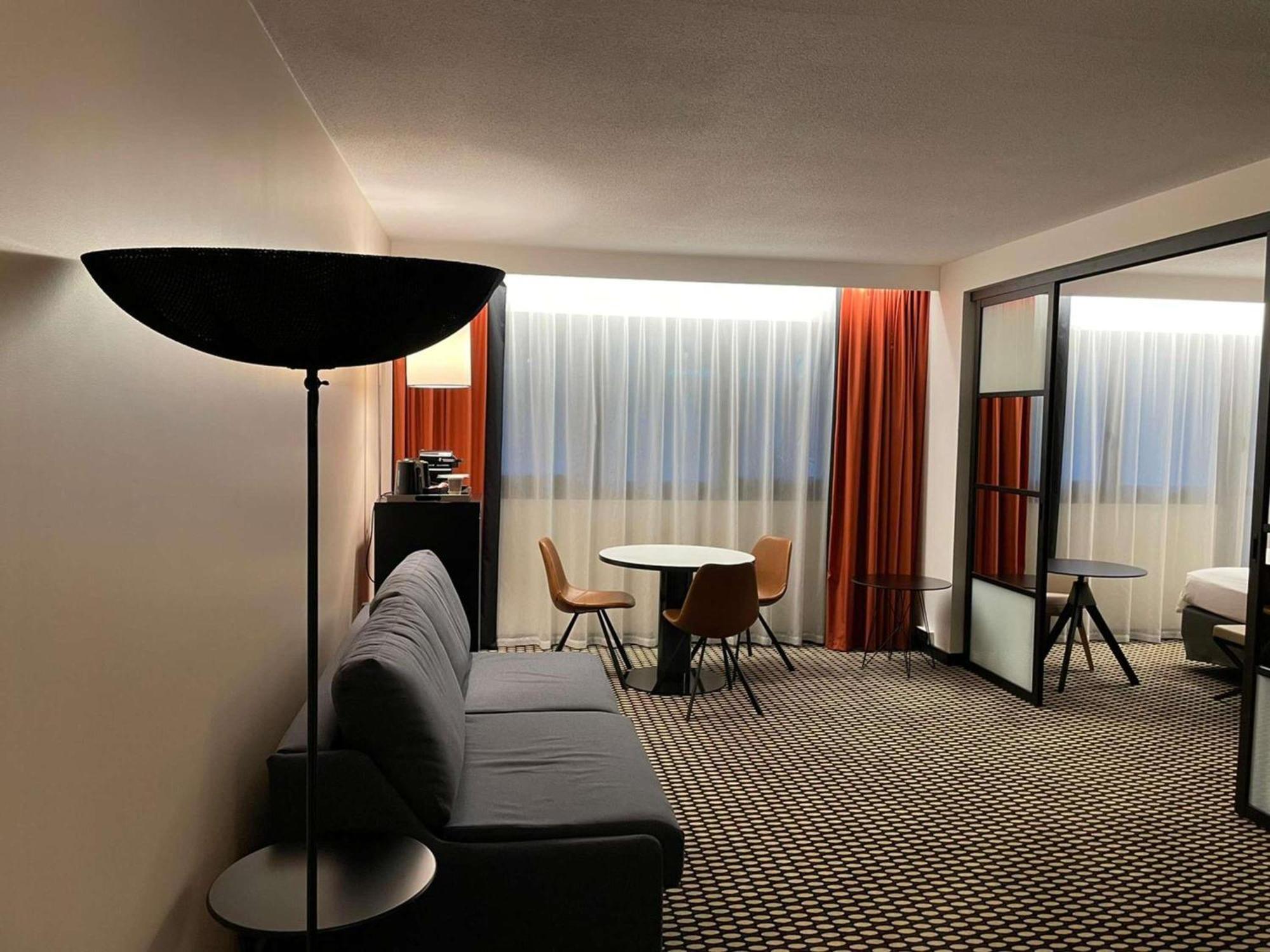 Family Suite 1 King-Size bed 1 Sofa bed High floor,1758530940:JPEG