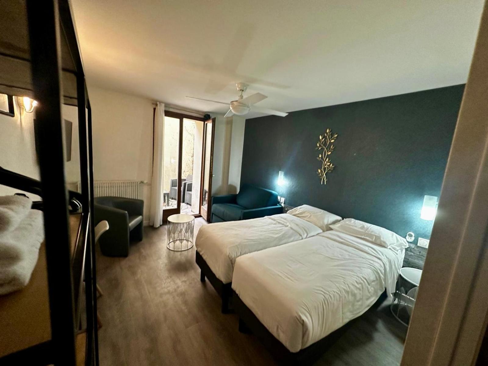 Twin Room Terrace
