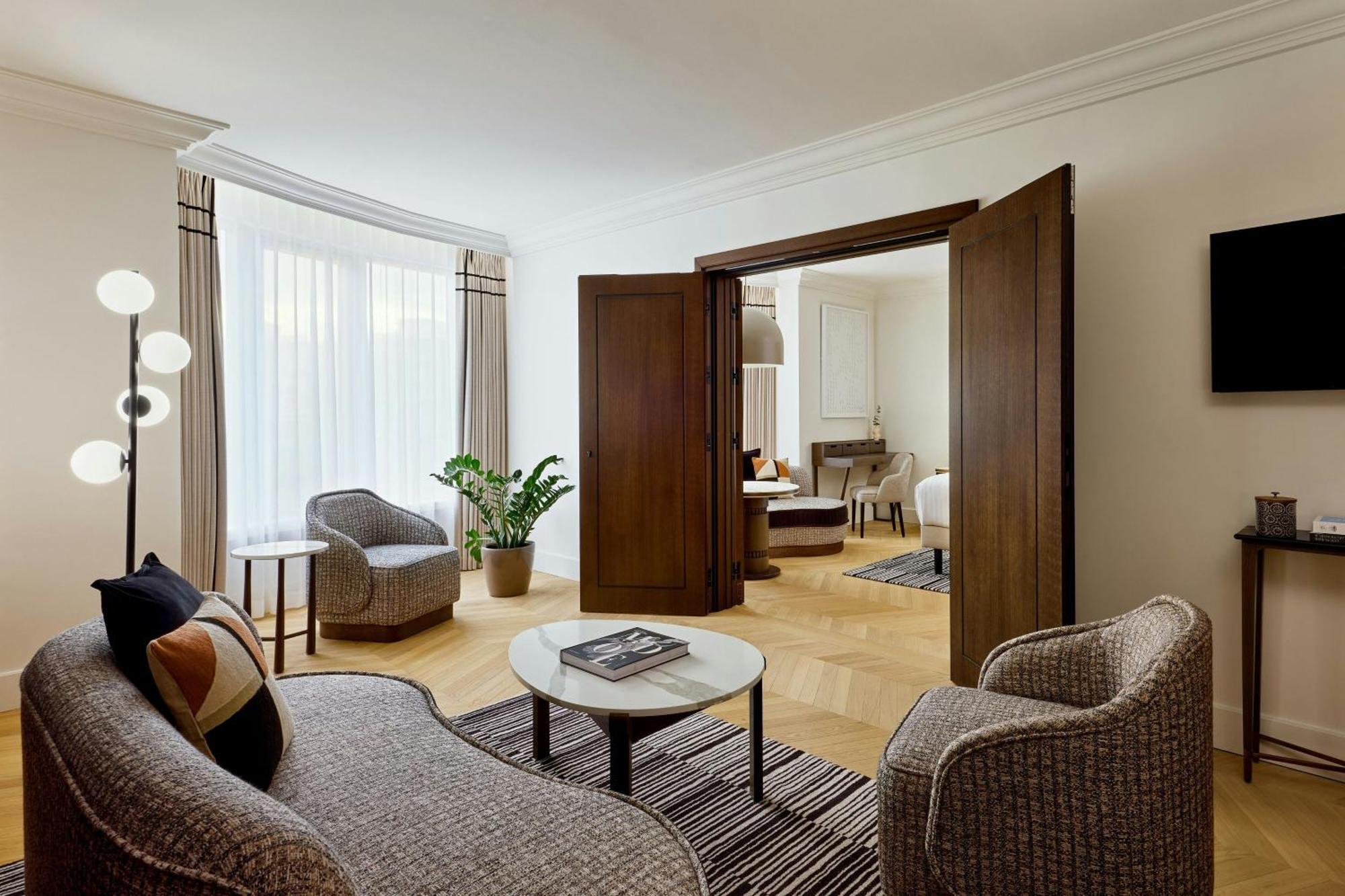 Suite Embajador con 1 cama extragrande
