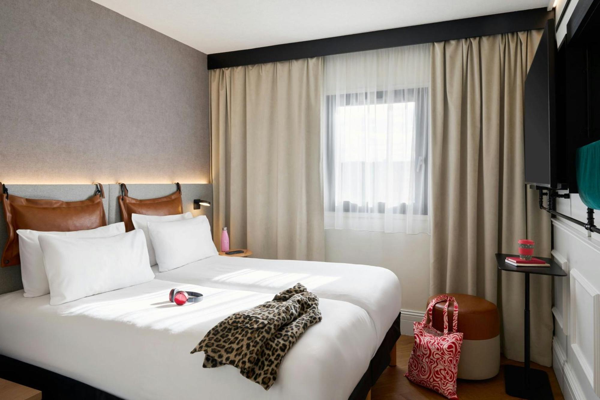 Moxy Twin Room,1746857800:JPEG