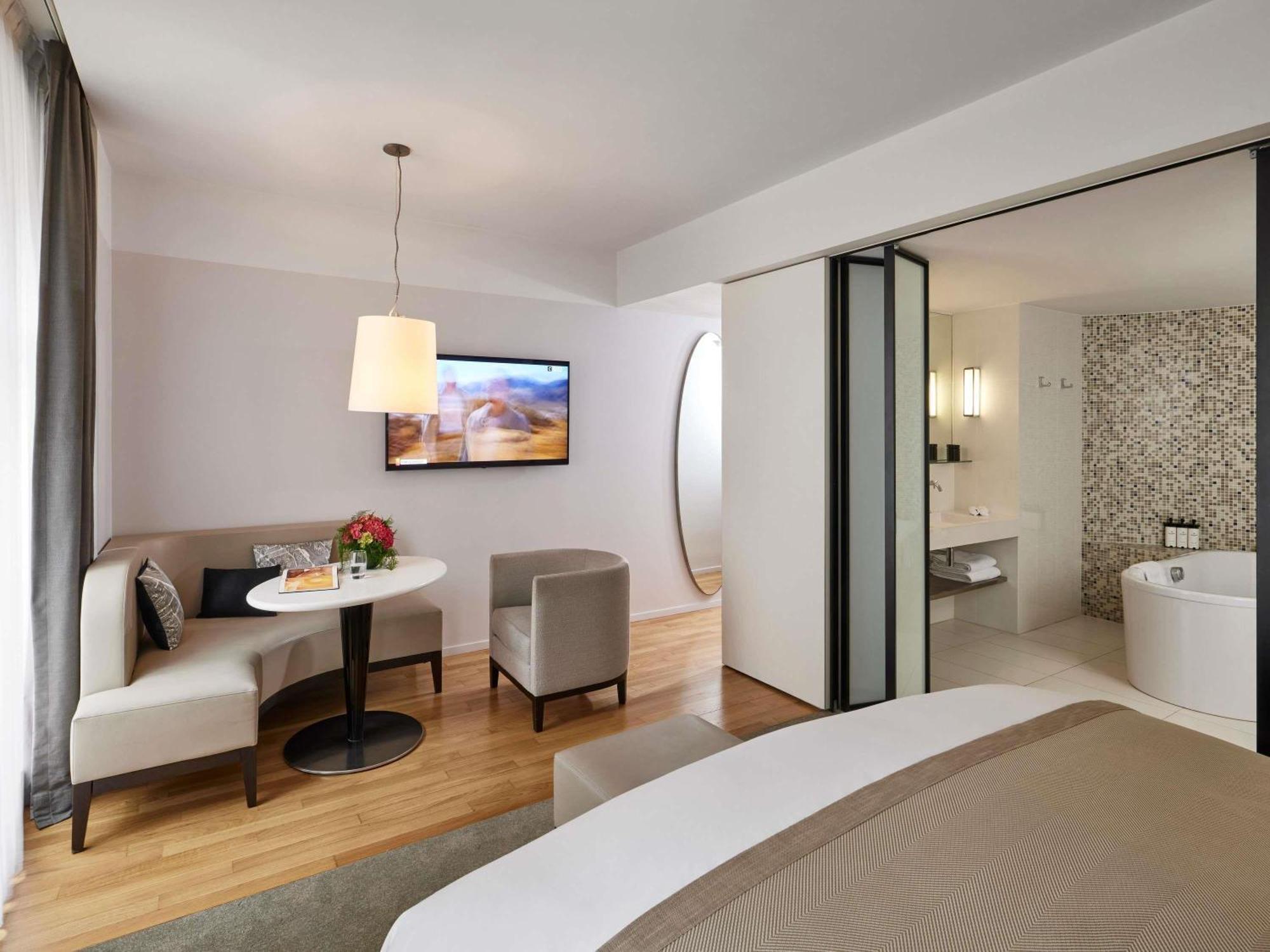 Junior Suite,1756395014:JPEG