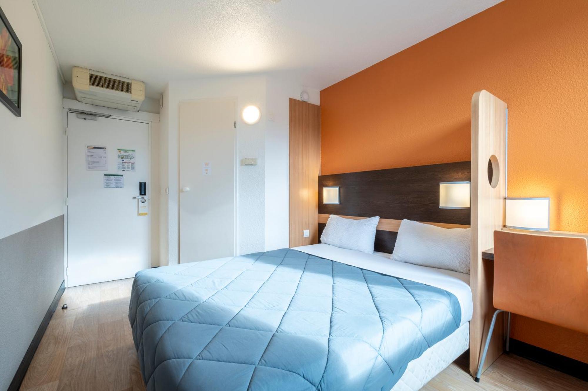 Double Room,1756407567:JPEG
