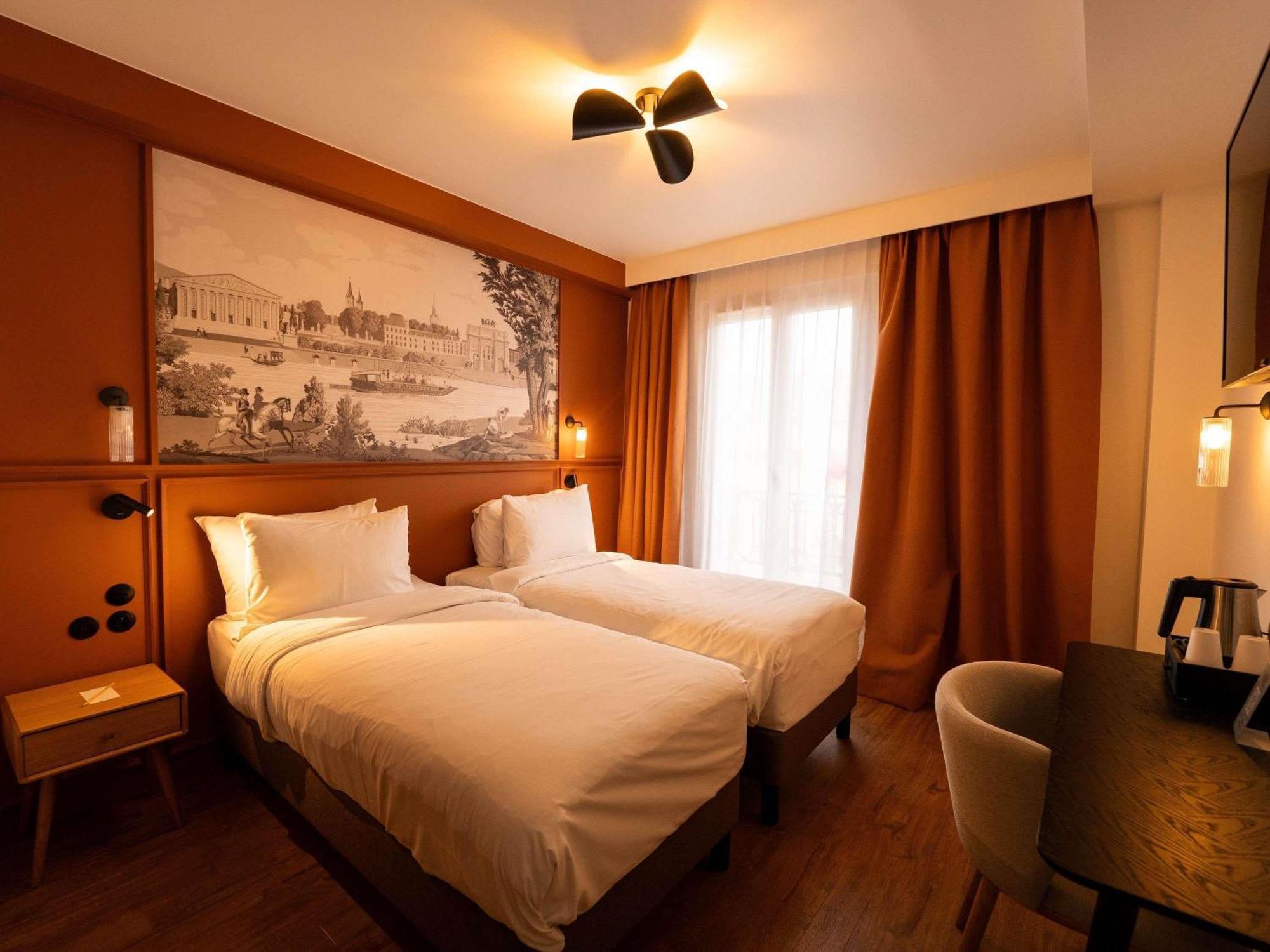 Classic Twin Room