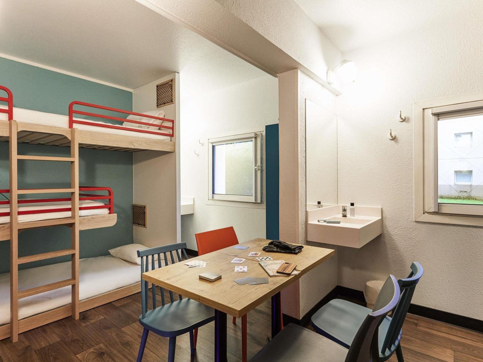 Combo Room