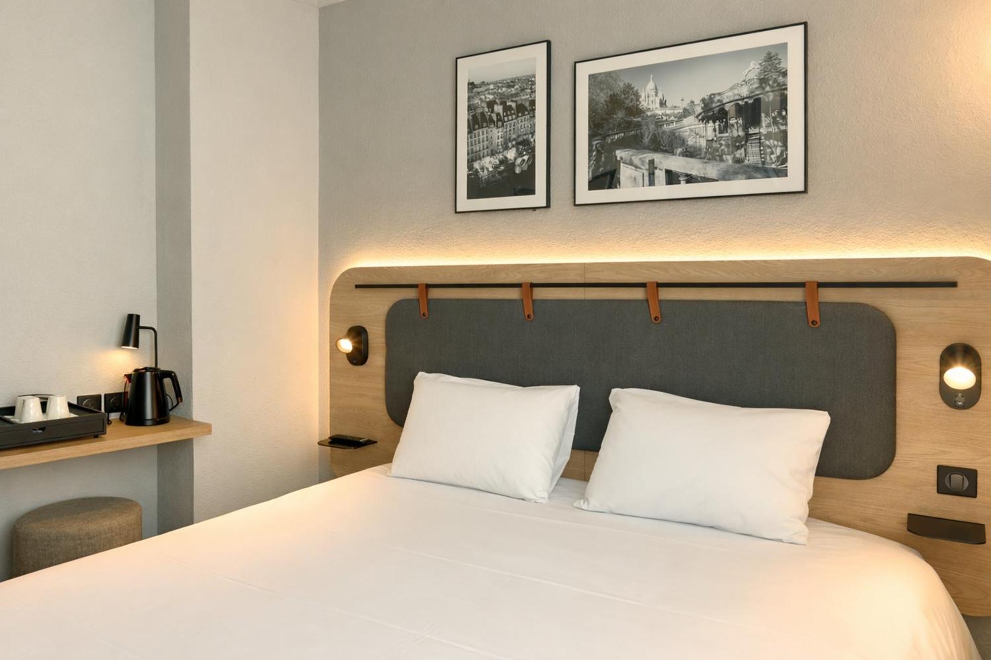 Standard Room 1 Queen Bed