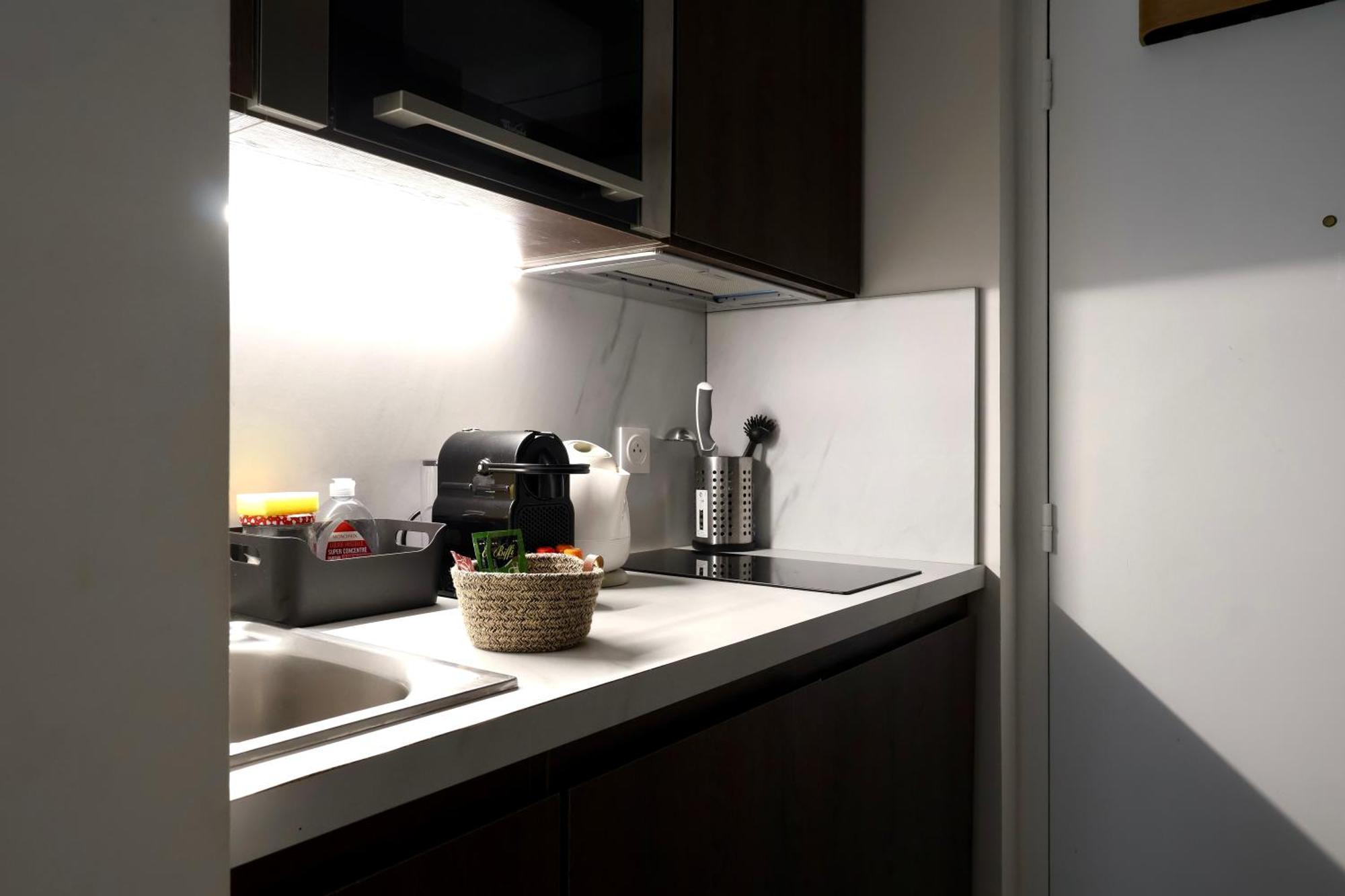 Studio Apartment