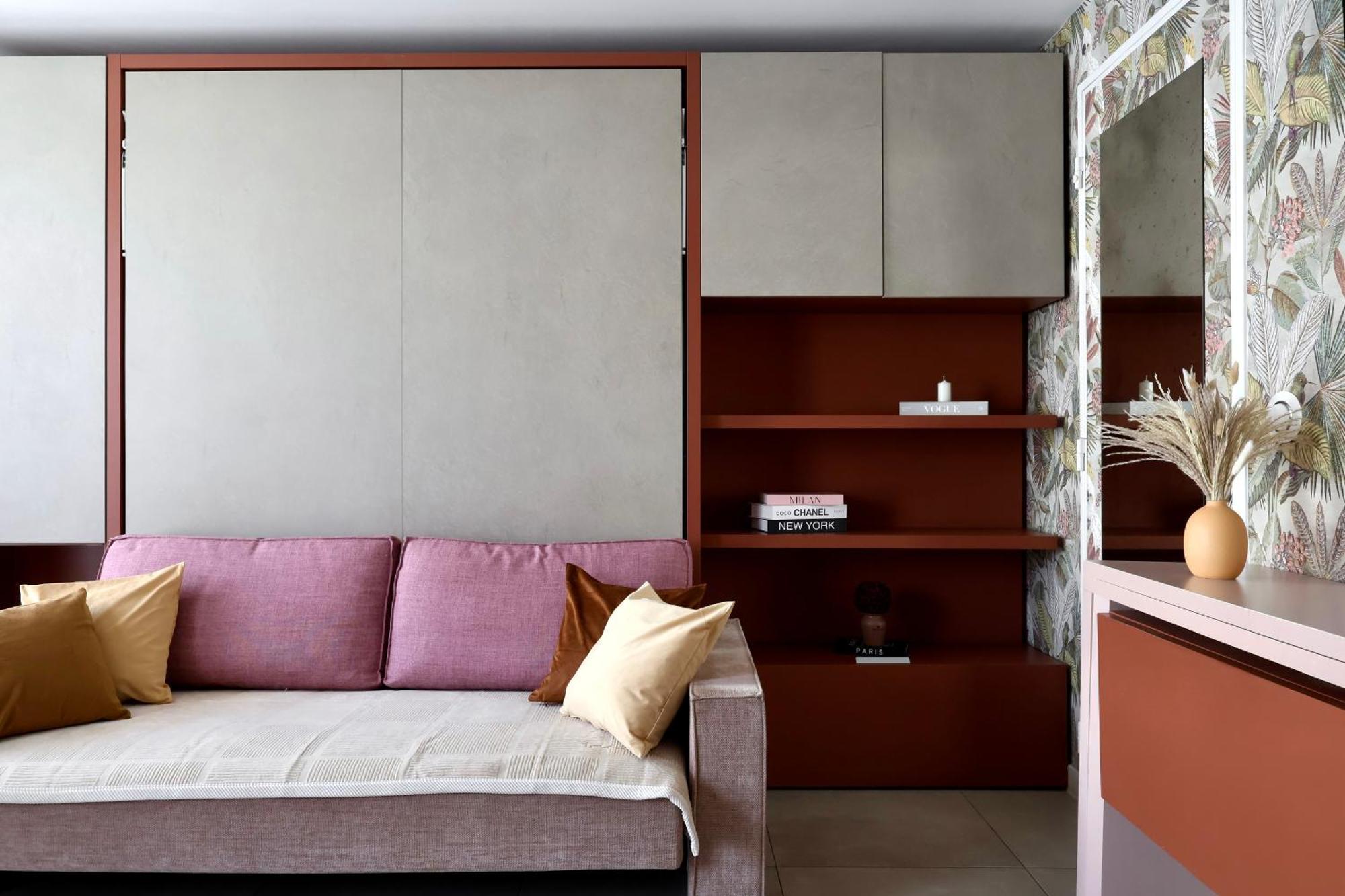 Studio Apartment