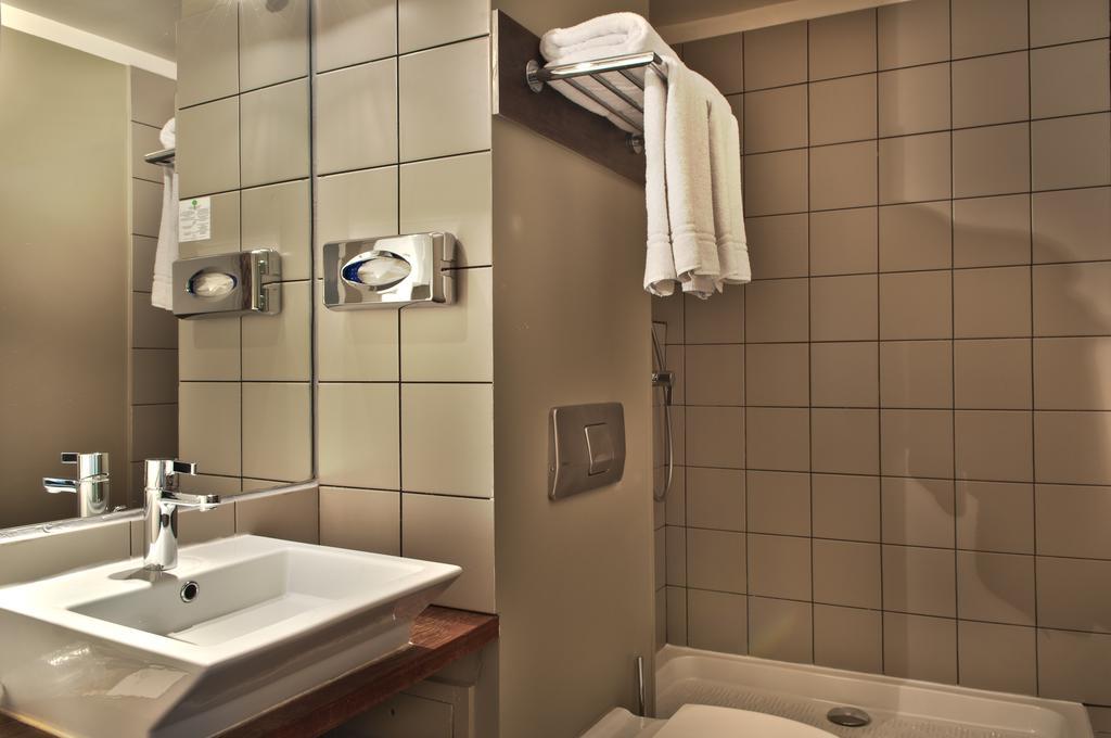 Superior Double or Twin Room,1230970382:JPEG