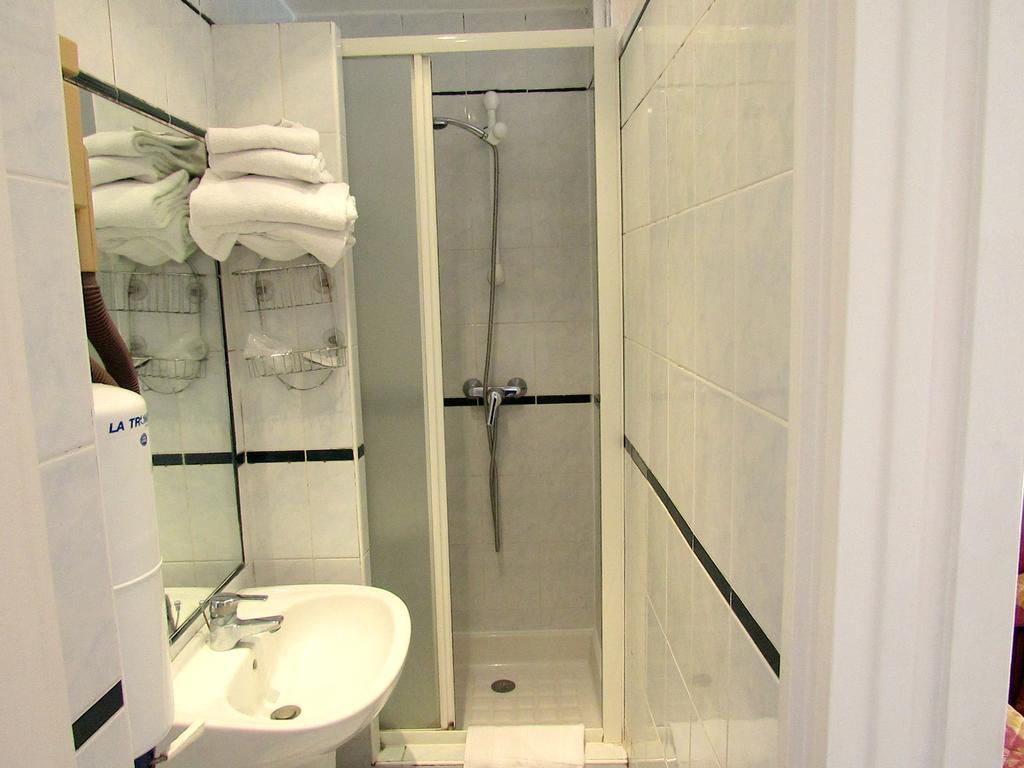 Economy Double Room,347545924:JPEG