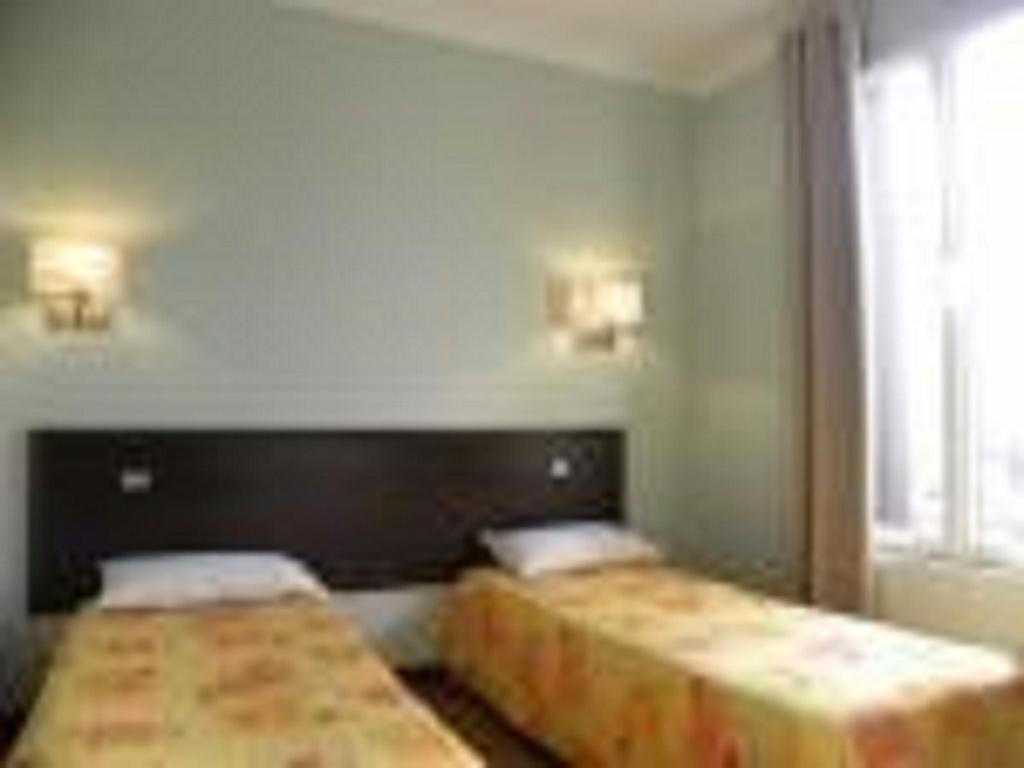 Twin Room,129489150:JPEG