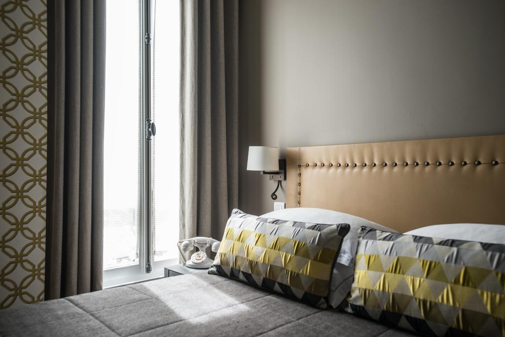 2 Doppelzimmer mit Verbindungstür