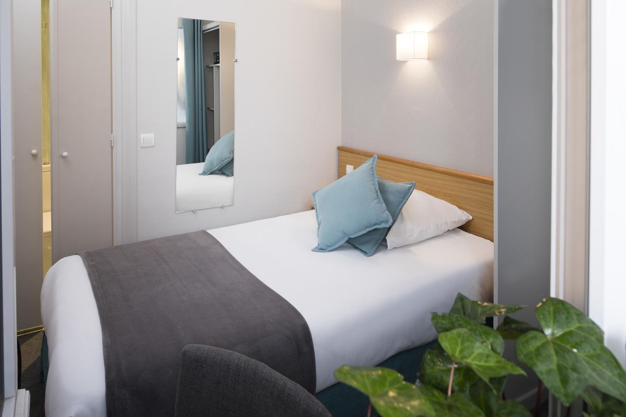 Small Single Room,537289278:JPEG