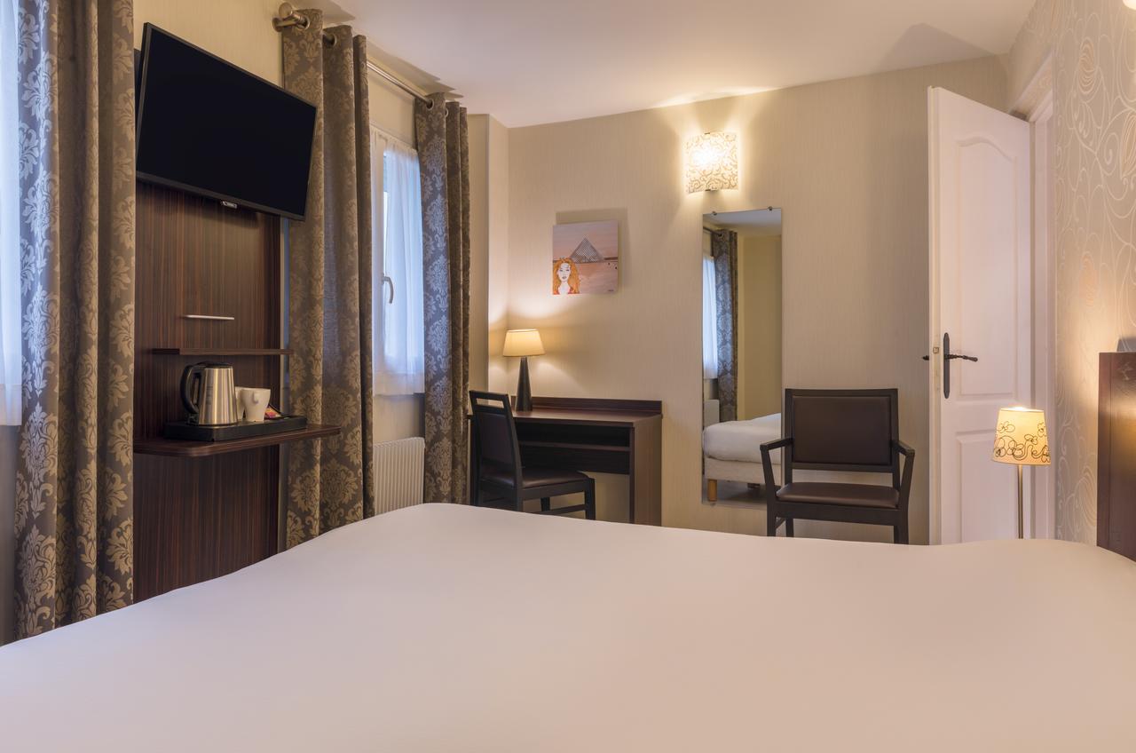 Superior Triple Room,549329826:JPEG