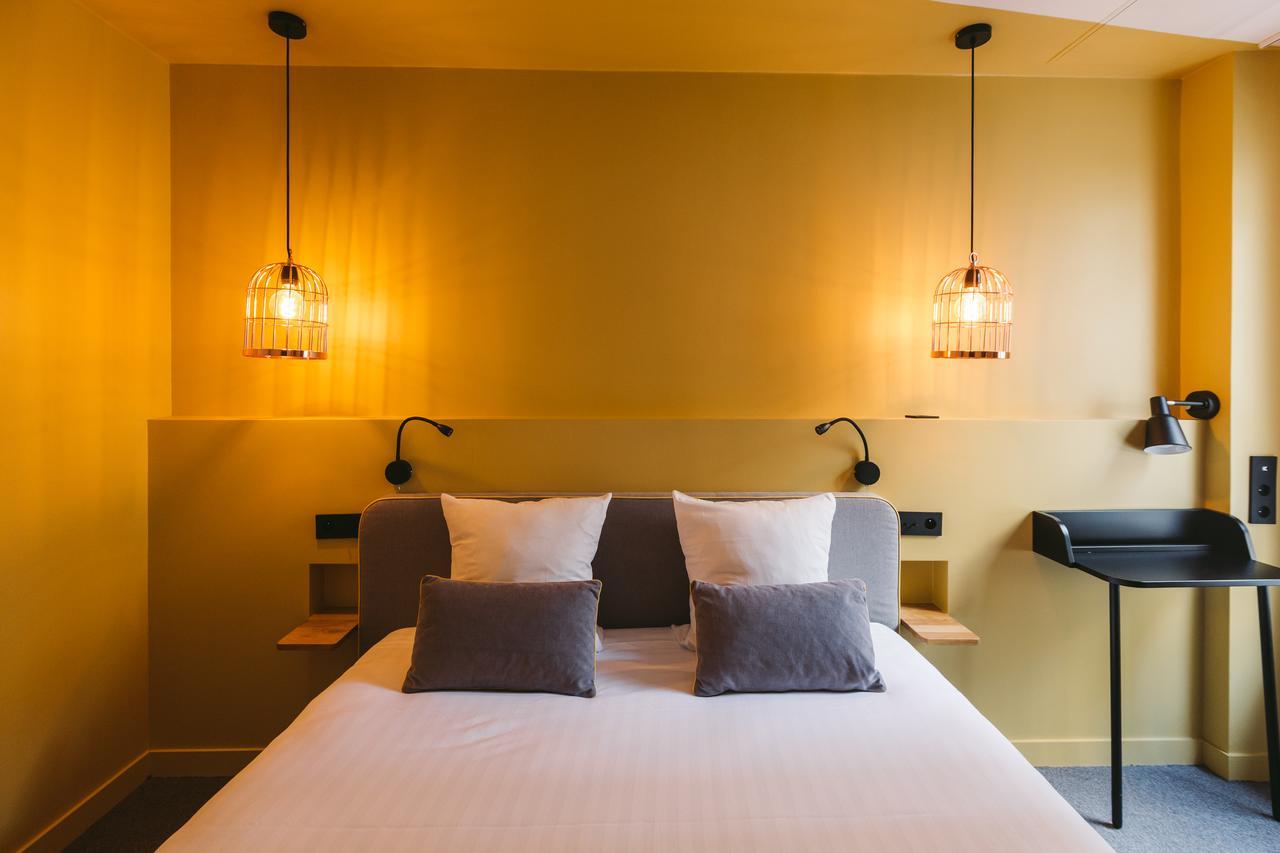 Double Queen bed or Twin Room courtyard view