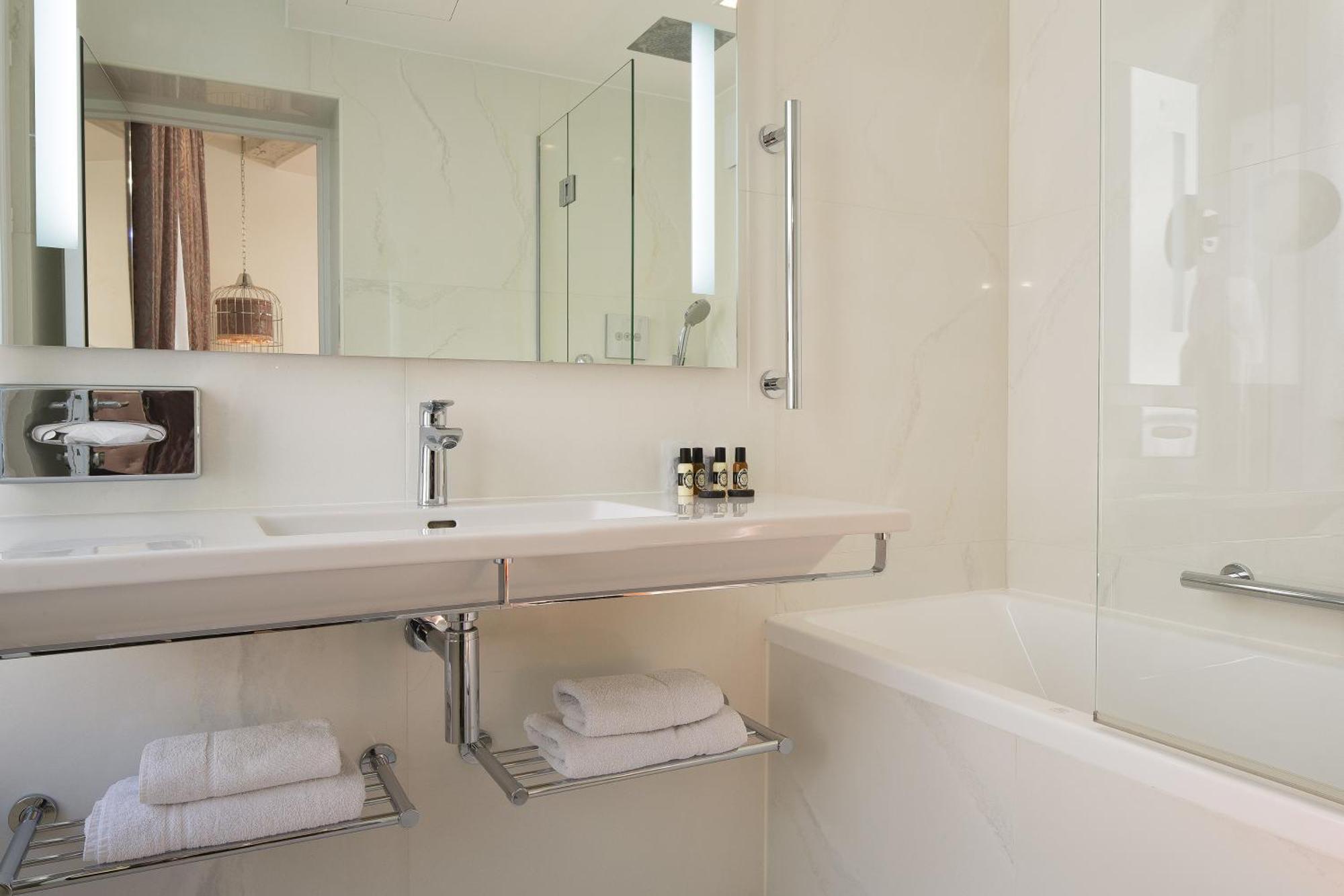 Deluxe Double Room Spa Bath