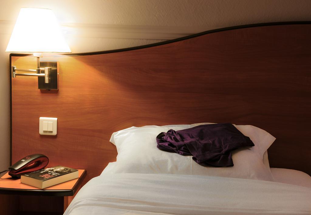 Standard Queen Room,1208687299:JPEG