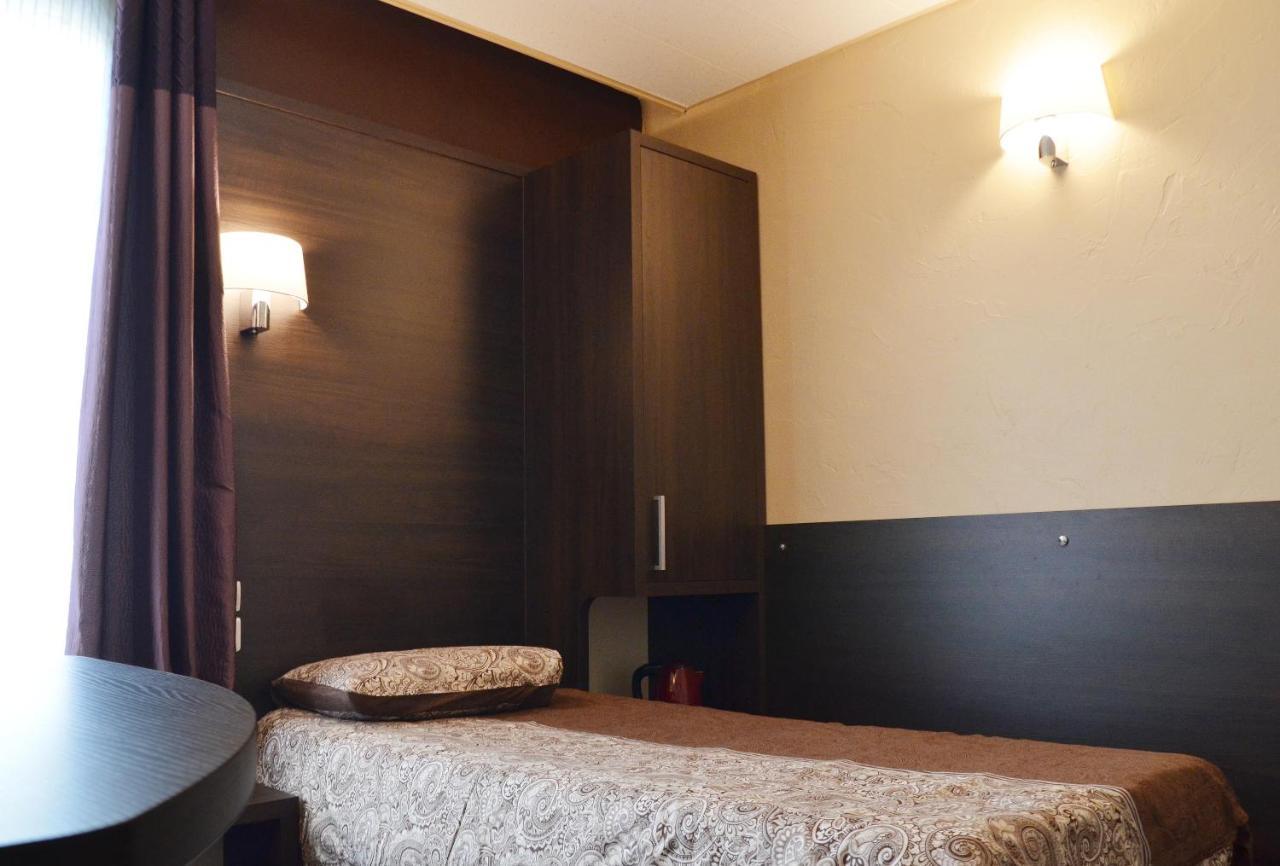 Standard Single Room Shower,9689365:JPEG