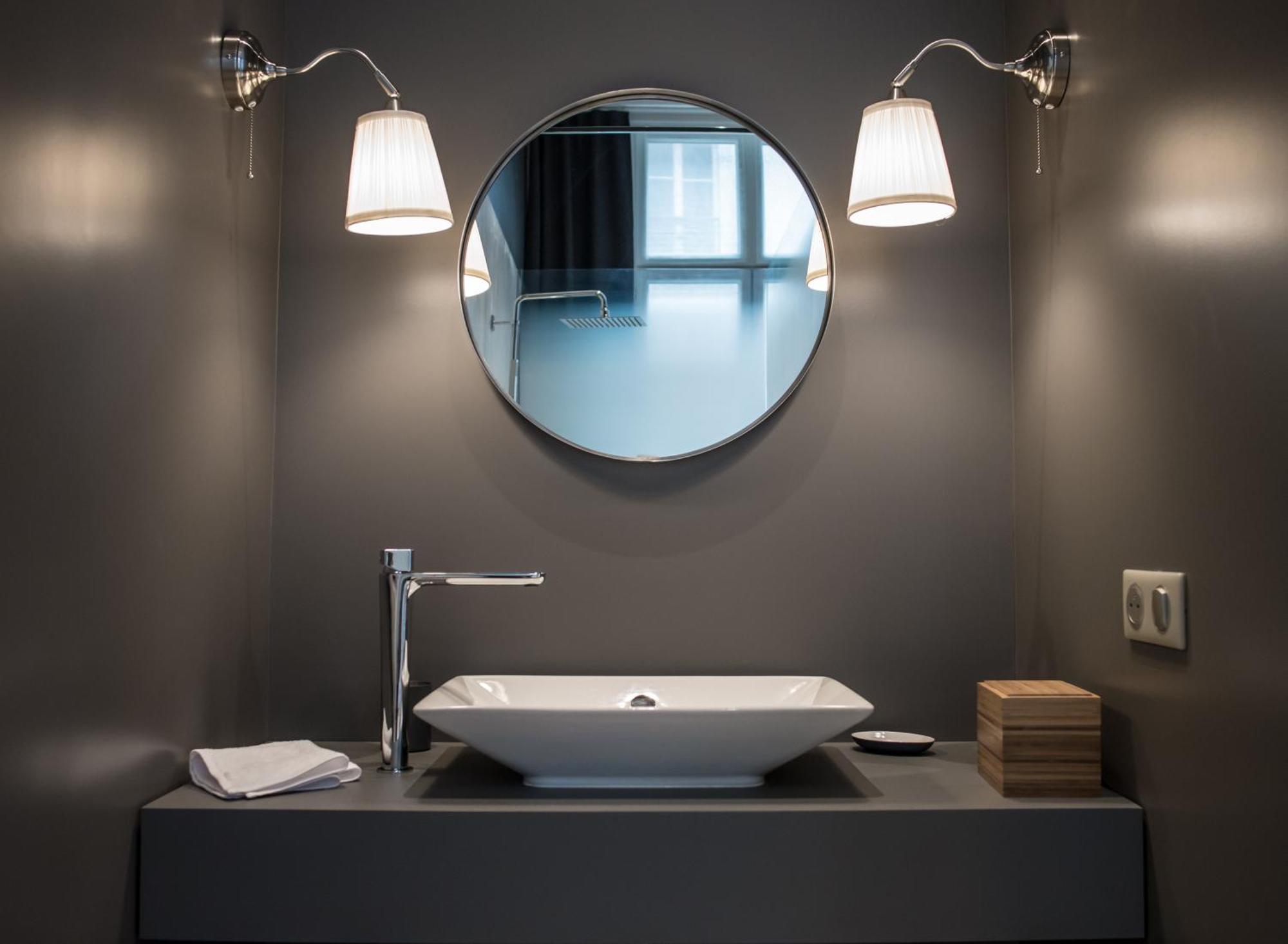 Deluxe Double Room Bath