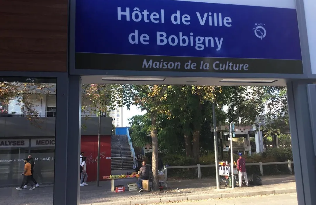 Just For Sleep - Parisian Male Dorm Room -Daily Stays 8Pm To 10Am- Contact Booking Message On The Arrival- Pas D'Appel Phone-1