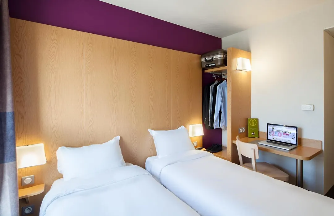 B&B HOTEL Paris Romainville Noisy-le-Sec-1