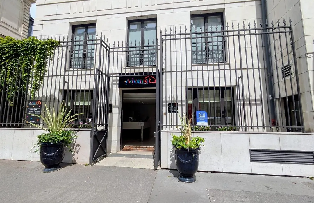 Adveniat Paris-1