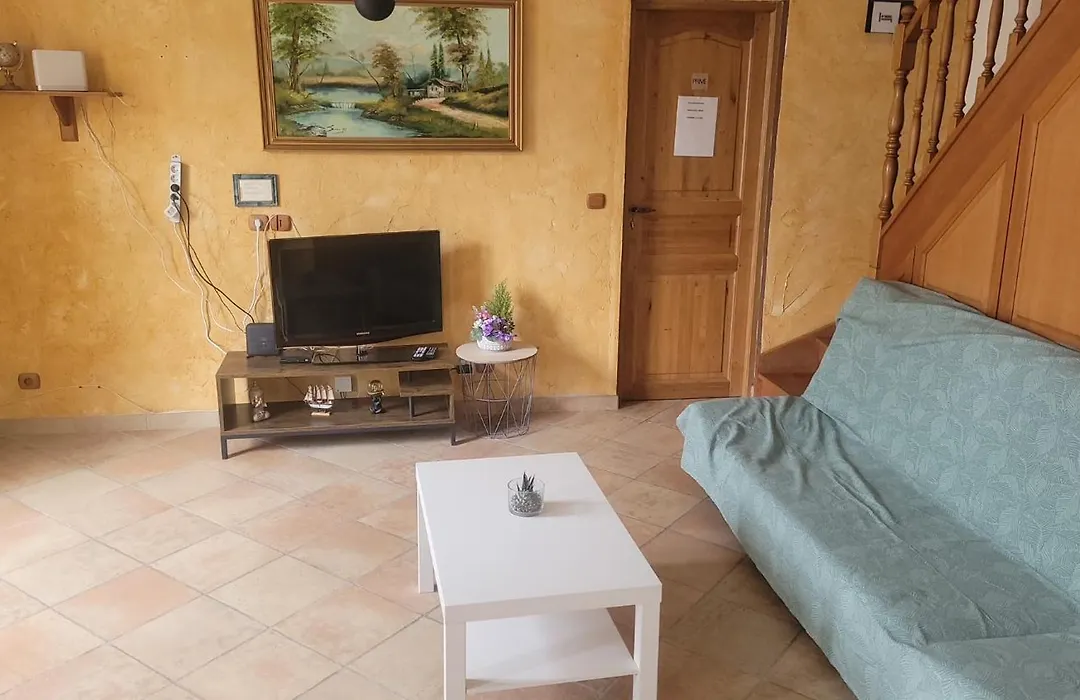 CHAMBRE PRIVÉE EN CENTRE VILLe-1
