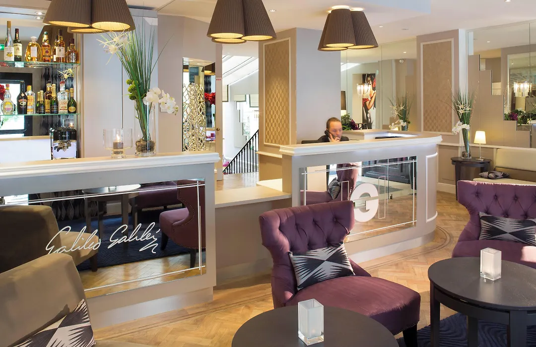 Hôtel Galileo Champs Elysées-1