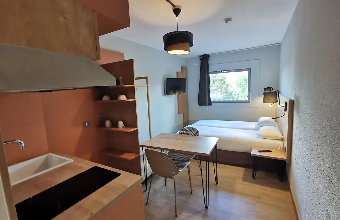 Apparthotel Torcy-1