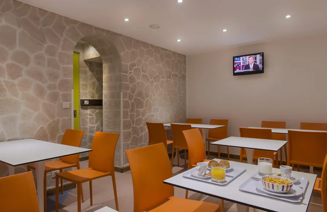 Hotel Bel Oranger Gare De Lyon-1