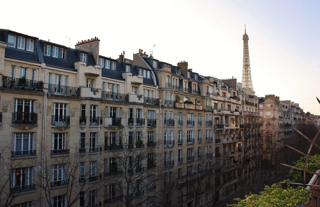 Hotel Le Cercle Tour Eiffel-1