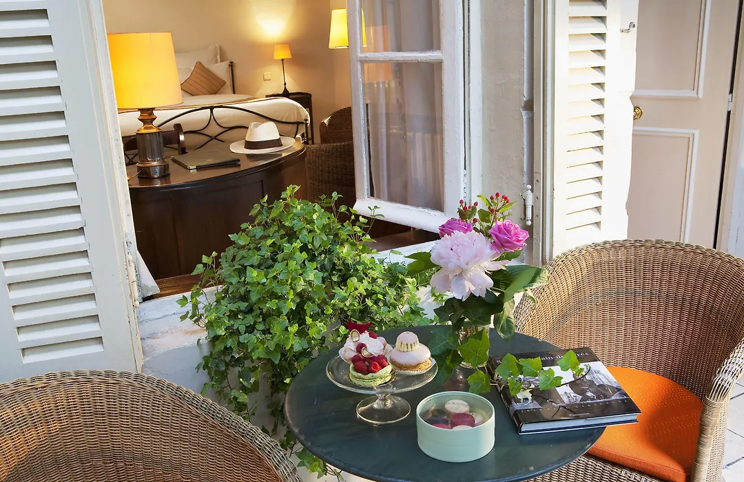 Hotel D'Angleterre-1