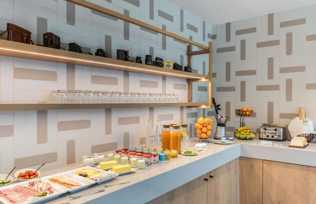 Hotel Mercure Paris Boulogne Pont De Saint Cloud-1