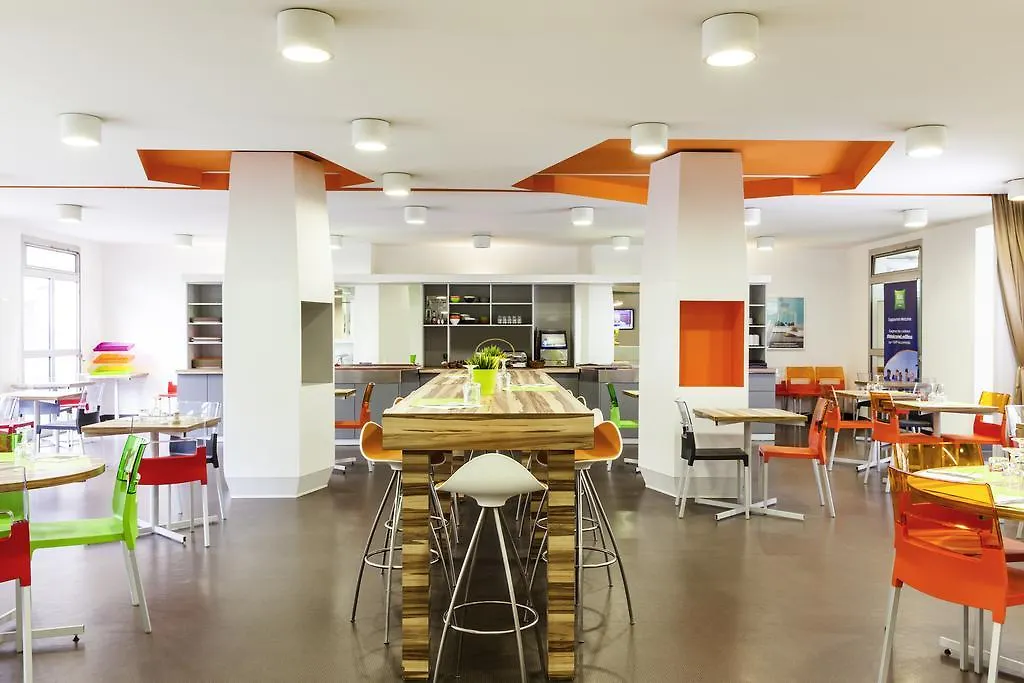 Ibis Styles Paris Saint Ouen-1