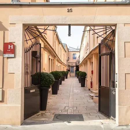 Hotel De L'Horloge-2