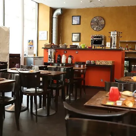 Vintage Hostel & Budget Hotel-2
