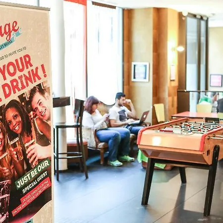 Vintage Hostel & Budget Hotel-3