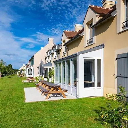 Staycity Aparthotels Near Disneyland Paris-3