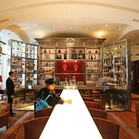 Hotel Le Royal Monceau Raffles Paris-3