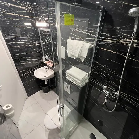 Hipotel Paris Printania Maraichers-2