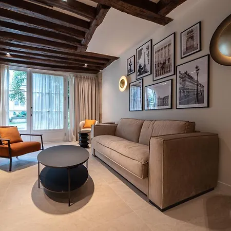Luxury Home Marais-3