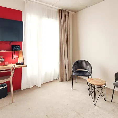 Best Western 11Bauer Paris Saint-Ouen-2