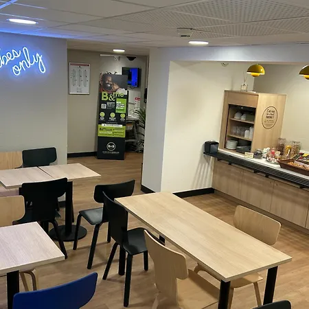 B&B HOTEL Viry-Châtillon-3